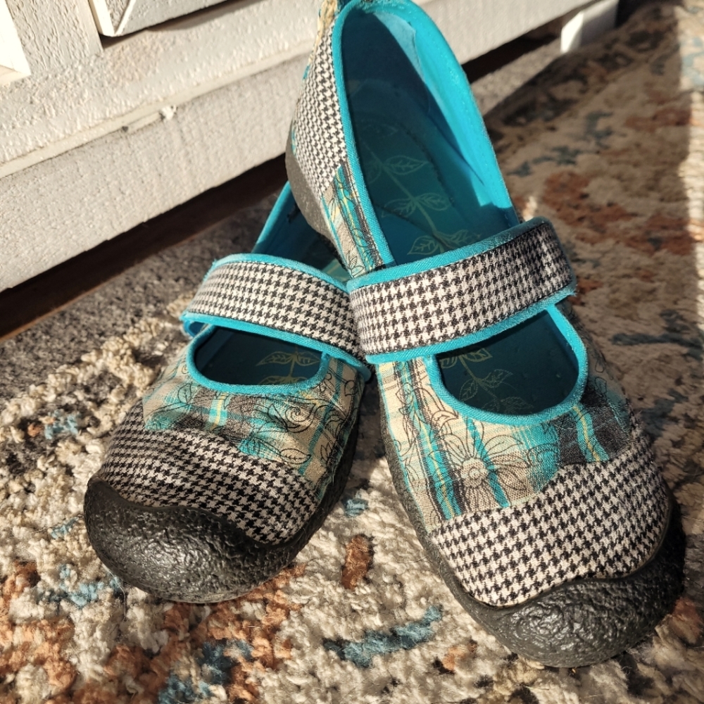 Keen Maryjanes